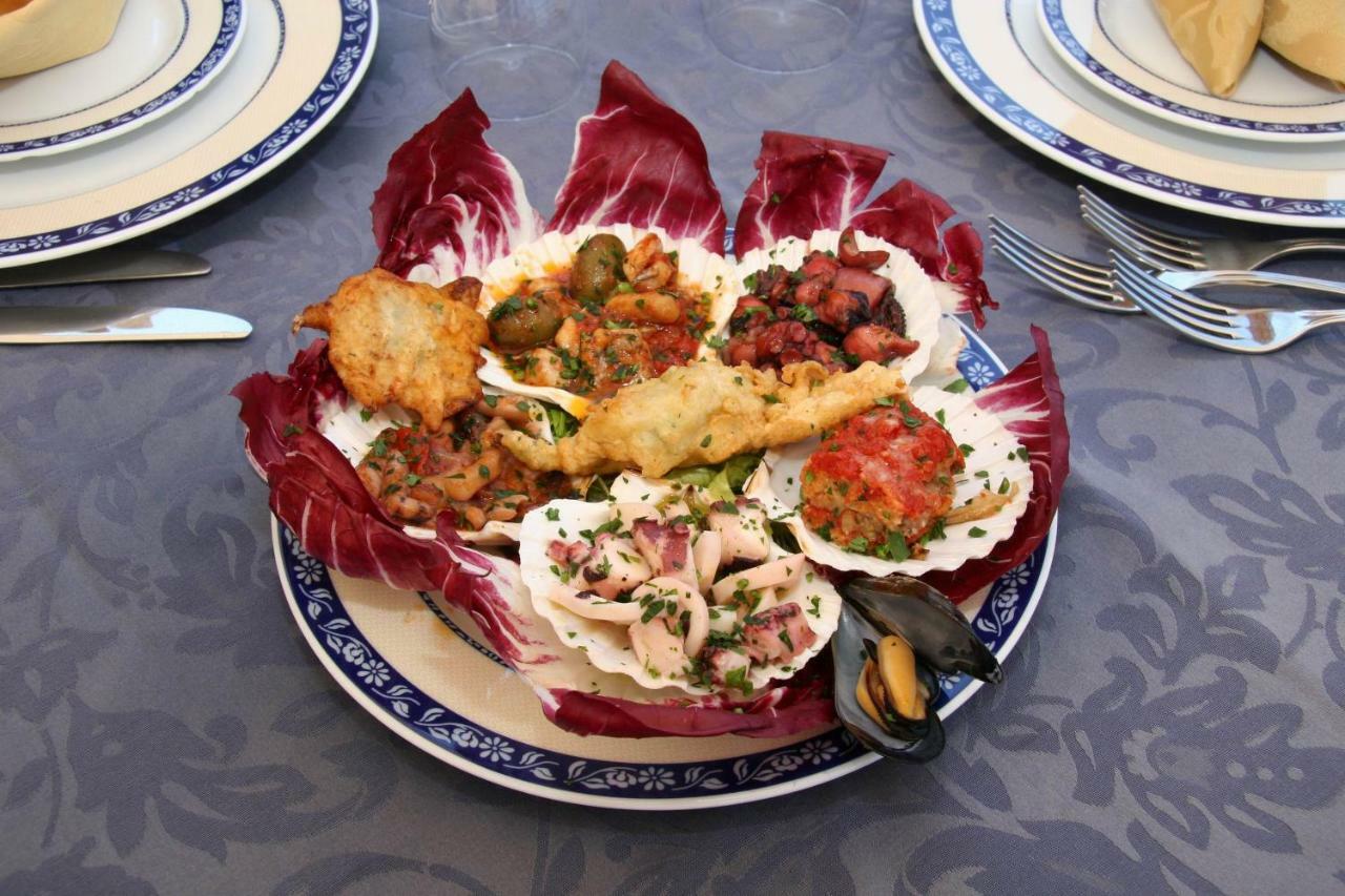מלון Scilla Sole מראה חיצוני תמונה
